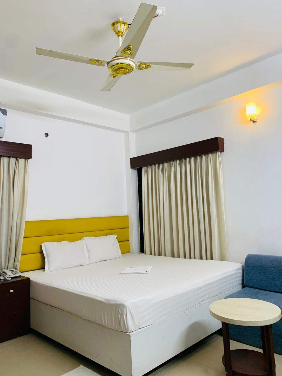 Sea View Premium Couple AC Suite for 2 Person 